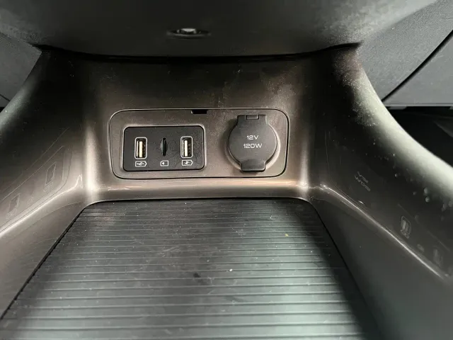 BYD Dolphin — Фото автомобиля 16
