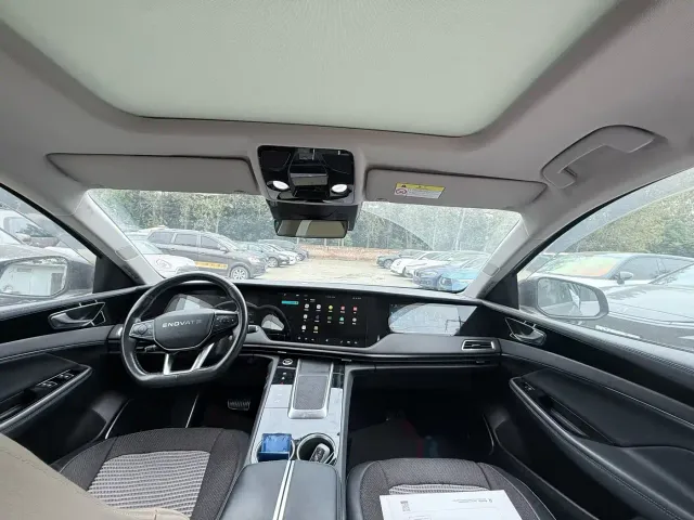 Skyworth Auto Skyworth ME7 — Фото автомобиля 6