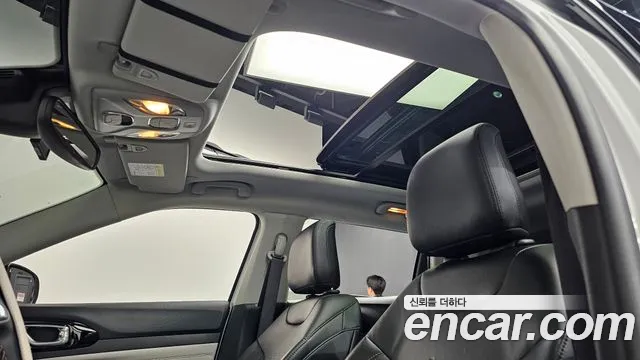 Jeep Compass — Фото автомобиля 16
