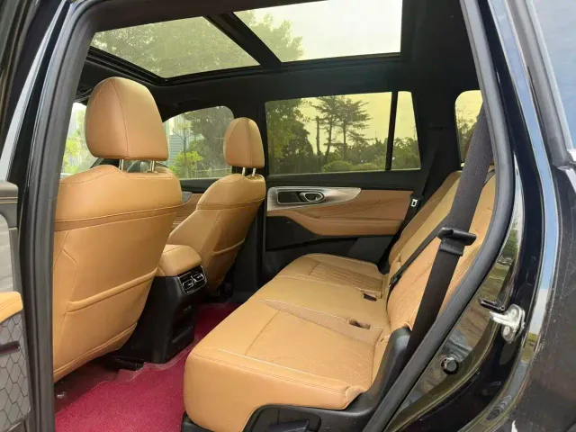 GAC Trumpchi GS8 — Фото автомобиля 5