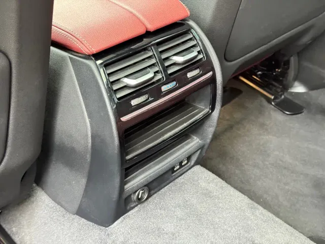 BMW 5 Series — Фото автомобиля 16