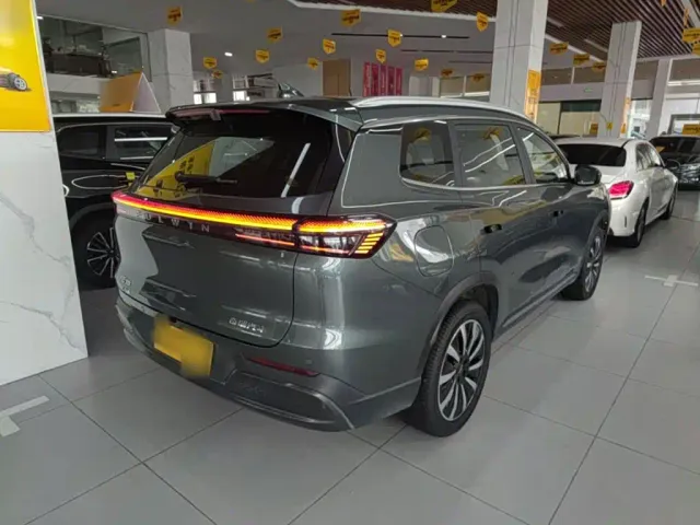 Chery Fengyun T8 — Фото автомобиля 6