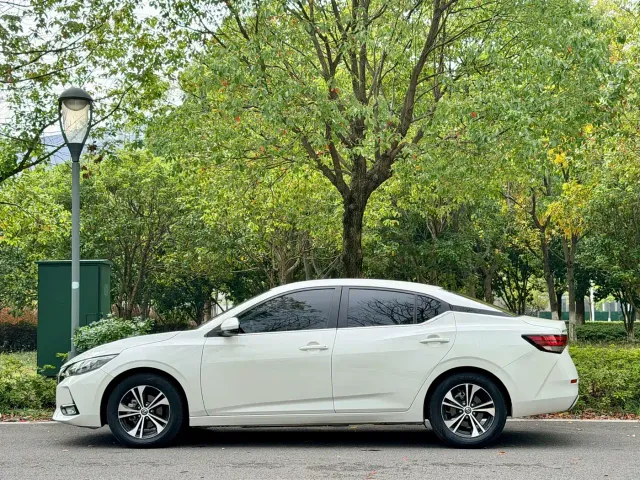 Nissan Sylphy — Фото автомобиля 13