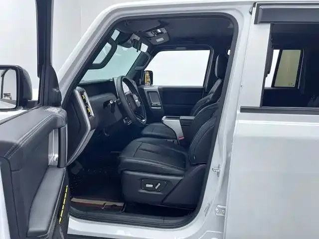 iCAR V23 — Фото автомобиля 11