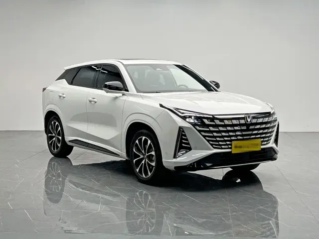 Changan UNI-Z — Фото автомобиля 8