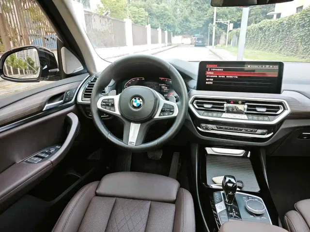 BMW X3 — Фото автомобиля 14