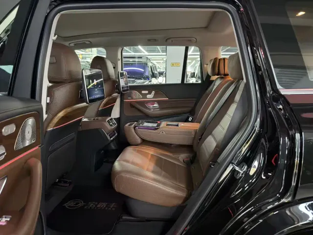 Mercedes-Benz GLS-Class — Фото автомобиля 15