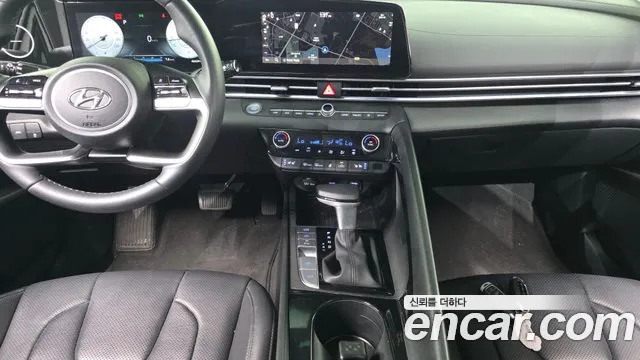 Hyundai AVANTE Avante (CN7) — Фото автомобиля 15