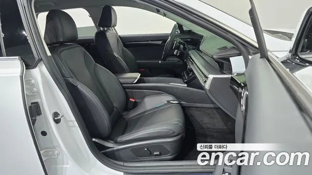 Hyundai Grandeur GN7 — Фото автомобиля 16