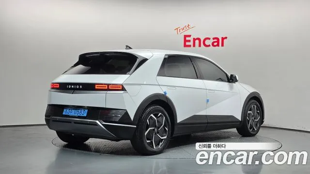 Hyundai Ioniq 5 — Фото автомобиля 2