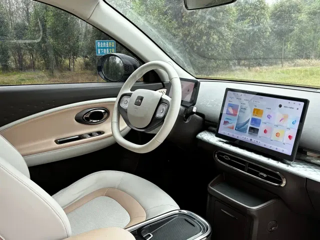 JAC Yiwei 3 — Фото автомобиля 7