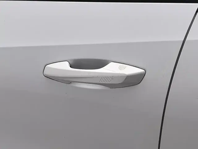 Geely Boyue L — Фото автомобиля 18