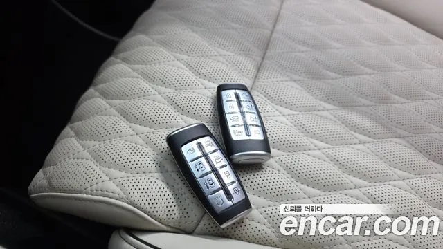 Genesis GV70 3.5T Бензин AWD — Фото автомобиля 24
