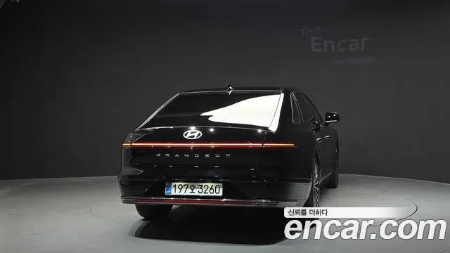 Hyundai Grandeur GN7 — Фото автомобиля 4