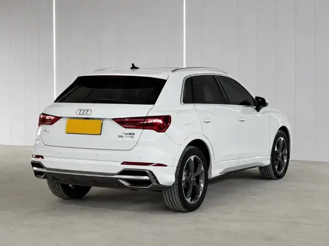 Audi Q3 — Фото автомобиля 4