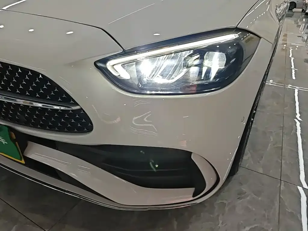 Mercedes-Benz Mercedes-Benz C-Class 2023 Facelift C 200 L Sport Edition — Фото автомобиля 23