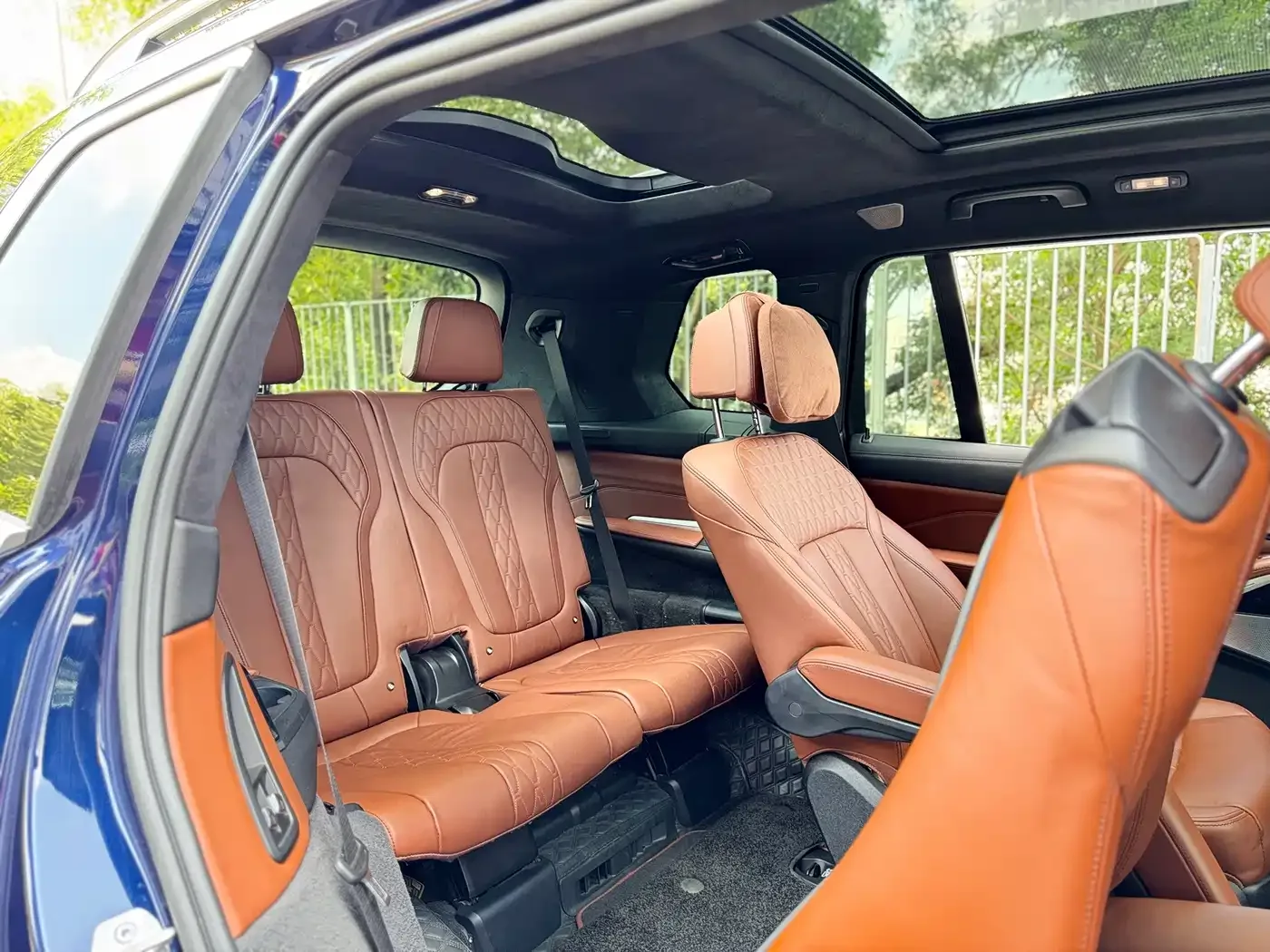BMW BMW X7 M60i 2023 xDrive M60i — Фото автомобиля 20