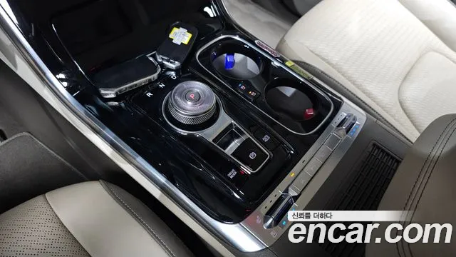 Kia Canival Carnival 4 поколение Бензин 9 мест Hi-Limousine — Фото автомобиля 9