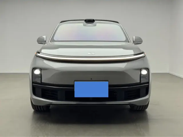 Li Auto L9 — Фото автомобиля 2