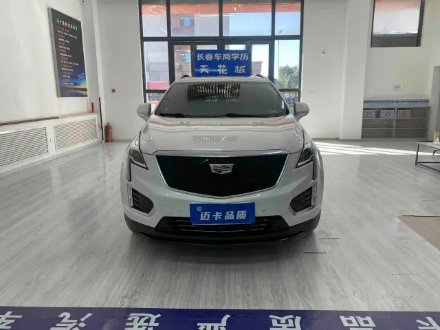 Cadillac XT5 — Фото автомобиля 2
