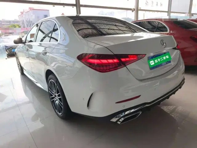 Mercedes-Benz C-Class — Фото автомобиля 4
