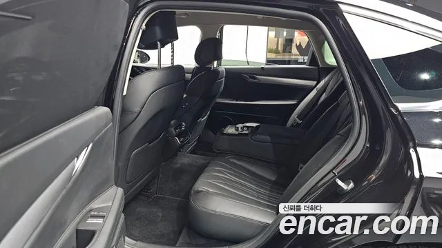 Genesis G80 Бензин 2.5 турбо AWD — Фото автомобиля 10