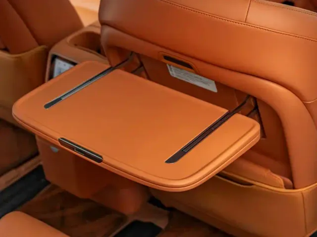 Lynk & Co 900 — Фото автомобиля 28