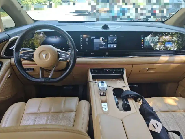 Voyah Auto Voyah Dreamer 2022 Low Carbon Edition Home — Фото автомобиля 5