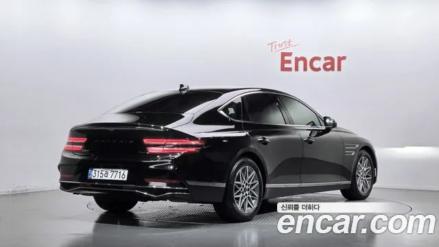 Genesis G80 Бензин 2.5 турбо AWD — Фото автомобиля 2