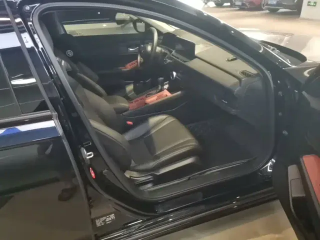 Honda Accord — Фото автомобиля 24