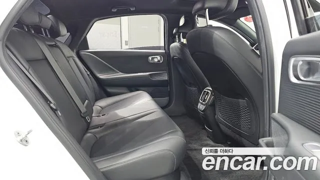 Hyundai Ioniq 6 — Фото автомобиля 17