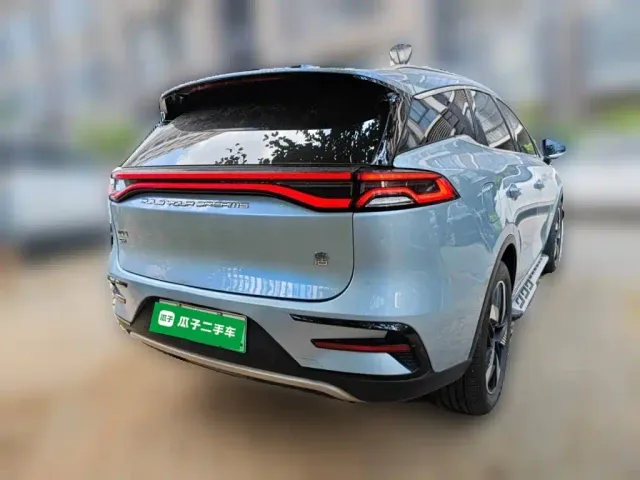 BYD Tang — Фото автомобиля 8