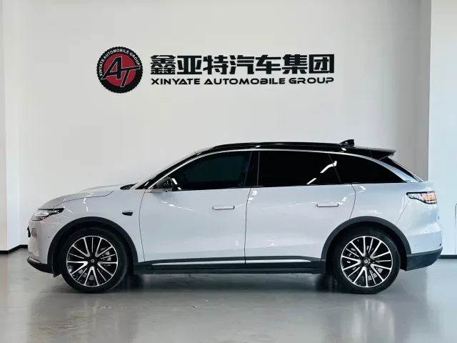 Leapmotor C11 — Фото автомобиля 3