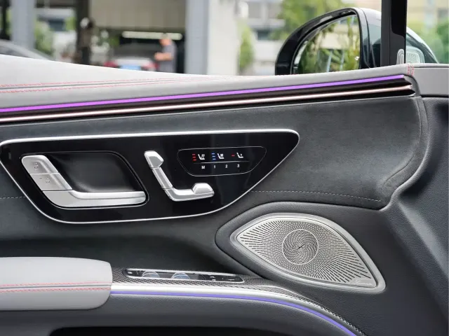 Mercedes-Benz EQS AMG — Фото автомобиля 13
