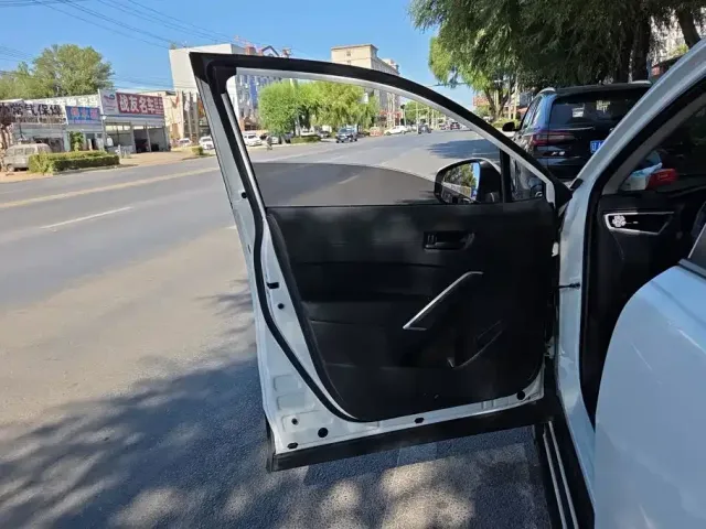 Toyota Corolla Cross — Фото автомобиля 7