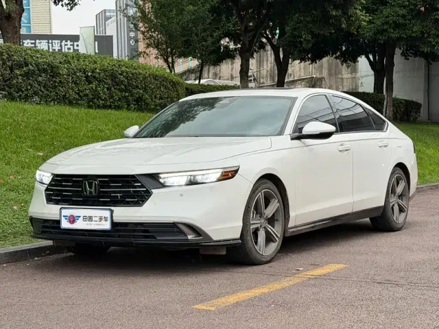 Фотография автомобиля — Honda Accord