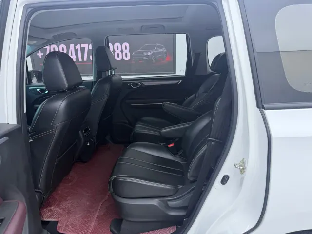 GAC Trumpchi M6 — Фото автомобиля 5