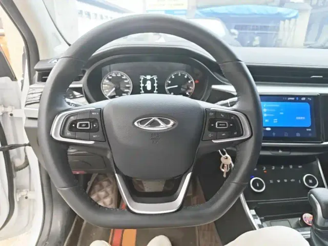 Chery Arrizo 5 — Фото автомобиля 10