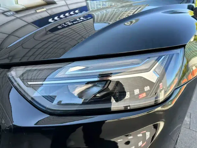 Audi Q5L — Фото автомобиля 25