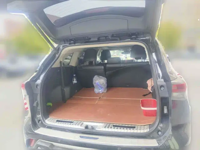 Toyota Highlander — Фото автомобиля 5