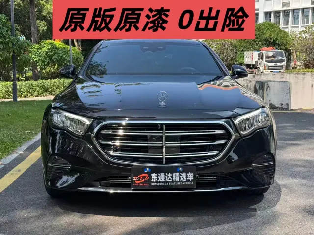 Фотография автомобиля — Mercedes-Benz E-Class