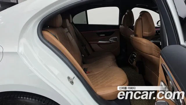 Mercedes-Benz E-Class W214 — Фото автомобиля 17