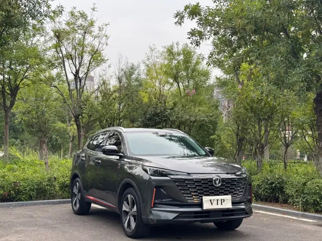 Changan CS55 Plus — Фото автомобиля 3