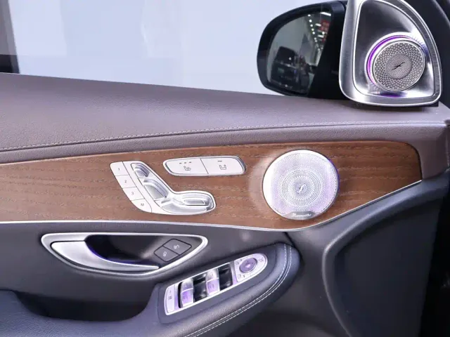 Mercedes-Benz GLC-Class — Фото автомобиля 17