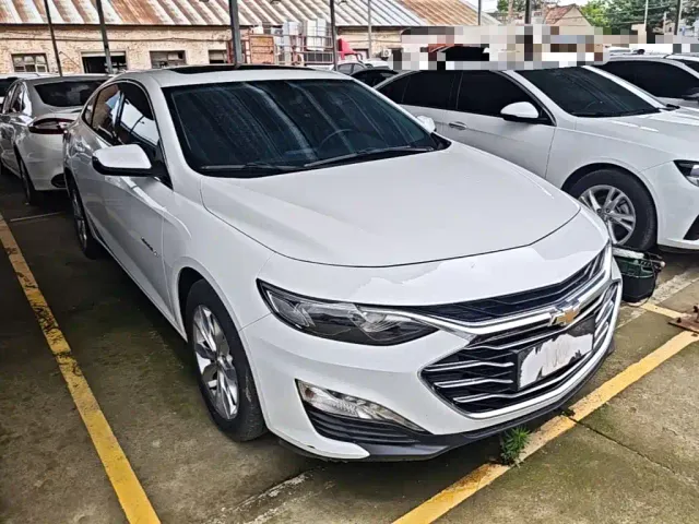 Chevrolet Malibu XL — Фото автомобиля 3