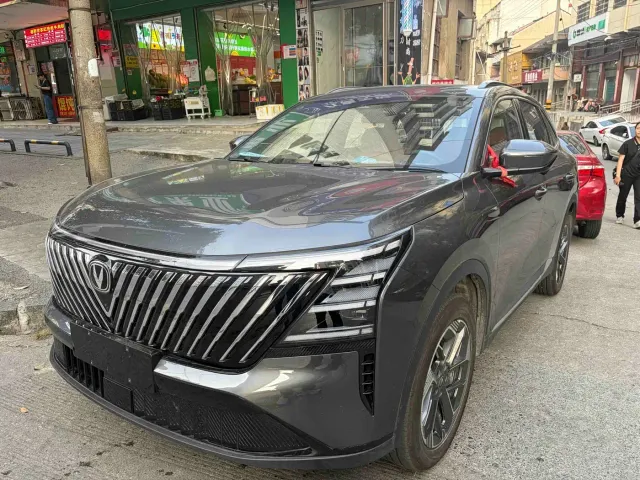 Фотография автомобиля — Changan CS75 Plus