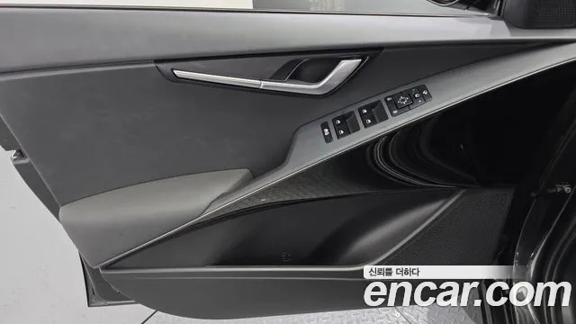 Kia Niro The All New Niro Prestige — Фото автомобиля 22