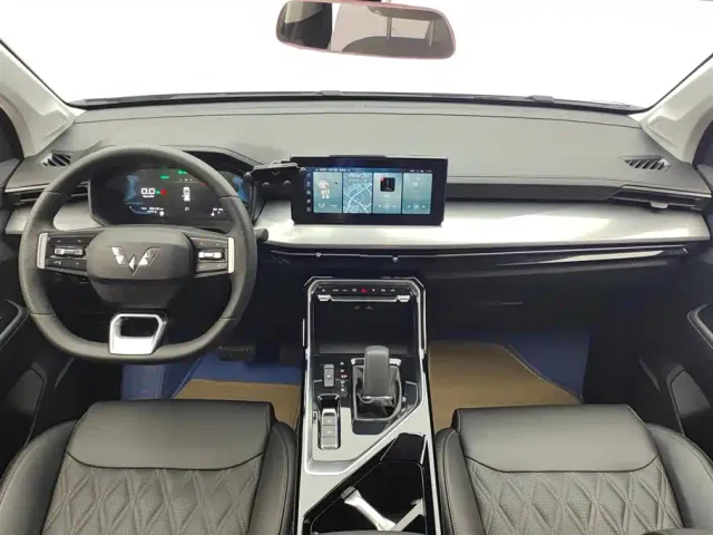 Wuling Asta — Фото автомобиля 12
