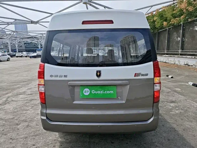 Jinbei New Hiace X30L — Фото автомобиля 5
