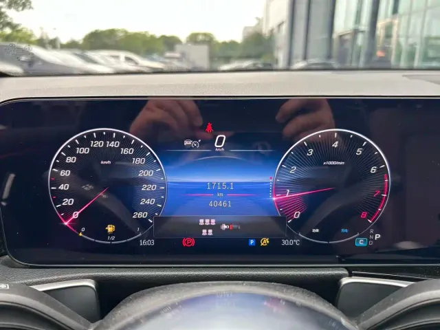 Mercedes-Benz GLB-Class — Фото автомобиля 18